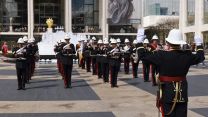 The Royal Marines Band plays in the centre of New York City (Picture: Royal Navy).