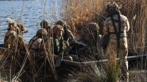 Troops from 2nd Battalion The Royal Anglian Regiment conduct training on River Crossing drills on Drawsko Pomorskie Training Area, Poland 24022024 CREDIT MOD