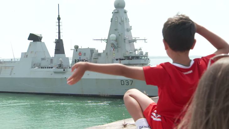 HMS Duncan returns home