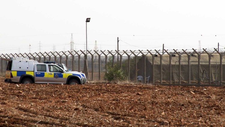 Any migrants who have not yet claimed asylum are still free to do so Any migrants who have not yet claimed asylum are still free to do so