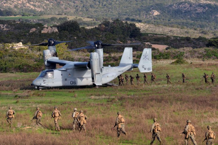 45 Commando Steal The Stage On Exercise Blue Raptor 