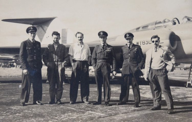 Robert Jefferies and other Javelin team