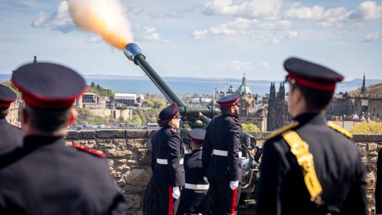 Soldiers from 26th Regiment Royal Artillery fired a 21-gun salute at Edinburgh Castle (Picture: MOD)
