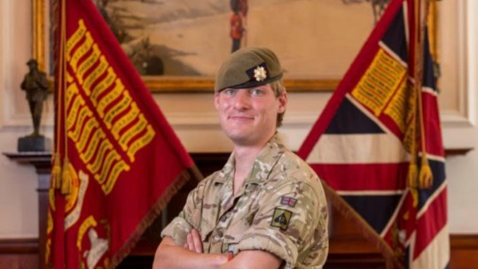 Transgender Scots Guard To Be First Frontline Female