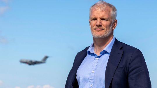 Al Carns has years of military experience and is drawing on that in his current role as Armed Forces Minister (Picture: MOD)