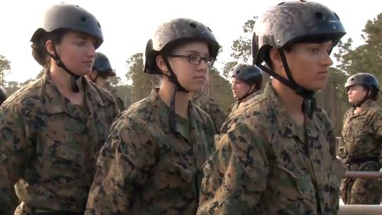 US women train in combat role
