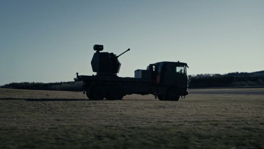 The 40mm anti-aircraft system has similarities with the gun used on the Royal Navy Type 31 frigate