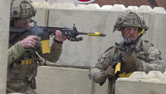 The infanteers of 1 Lancs exclusively used French weapons during the exercise