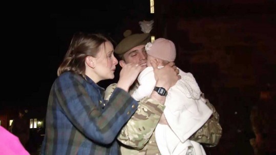 Scottish Soldiers In Emotional Homecoming