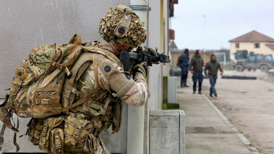 290426 A British Soldier from 1st Battalion, The Duke of Lancaster's Regiment (1 LANCS) wearing the Tactical Engagement Simulation System CREDIT BFBS