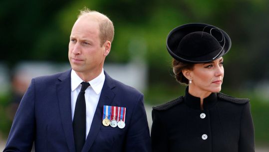 2X1JMAY the Prince and Princess of Wales at the Army Training Centre (ATC) Pirbright in Guildford, Surrey 160922 CREDIT PA Images Alamy EXP 170425