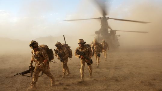 Soldiers from the Afghan National Army (ANA) and 3rd Battalion (The Black Watch) The Royal Regiment of Scotland (3 Scots). Crown Copyright.