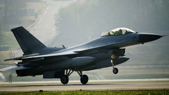A Republic of Korea Air Force F-16 Fighting Falcon lands during Invincible Shield on Osan Air Base (Picture: US Department of Defense).