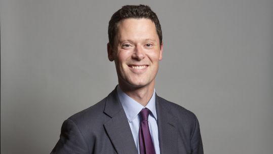 Alex Chalk MP official portrait