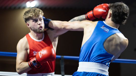 Alex Masterson v Joe Smyth RAF Boxing Champs Credit RAF Leeming Date 24102024.jpg