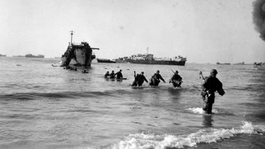 US 5th Army Lands At Anzio - Jan 1944 