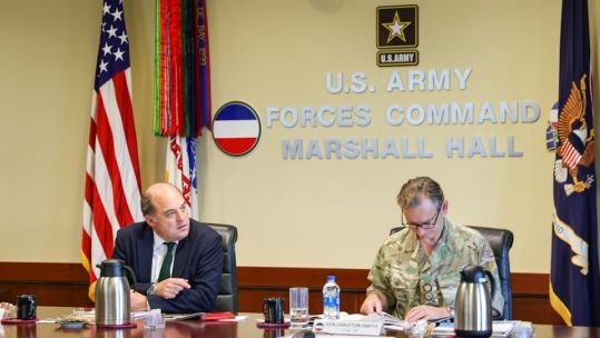 Ben Wallace and General Sir Mark Carleton-Smith at Fort Bragg