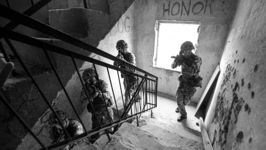 British Soldiers Conduct Urban Training In Poland