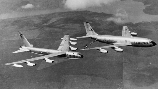 B52 KC-135A