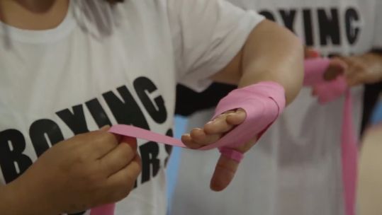 Boxing Sisters teaches displaced women how to box