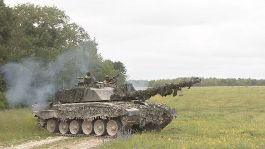 British personnel on board Challenger 2