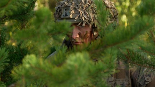 British soldier playing role of the enemy against Nato forces in Latvia on Ex Titan Shield 0923 CREDIT BFBS