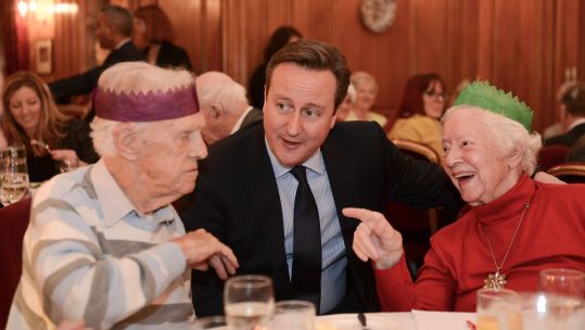 Cameron Pays Tribute To Forces In Christmas Message