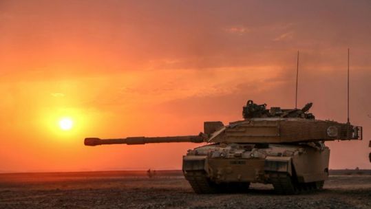 Challenger 2 on Exercise Saif Sareea 3 in Oman