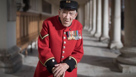 Chelsea Pensioner and D-Day Veteran George Skipper CREDIT PA