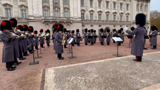 Cold Stream Guards Blackpink performance outside Buckingham Palace 221123 CREDIT ARMY
