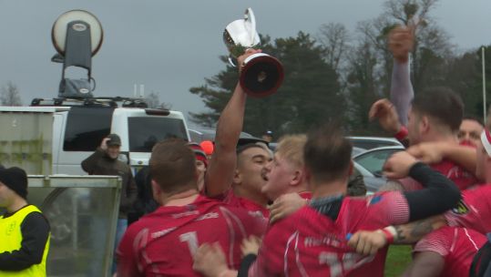 Army trophy raise