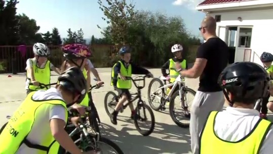 Cyprus Schoolchildren Adjust to Bus Cuts