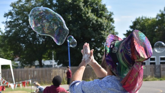 Extraordinary bubbles at the service families picnic