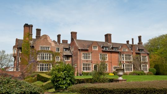 Defence Medical Rehabilitation Centre (DMRC) Headley Court, Surrey 280410 CREDIT Crown Copyright.jpg 