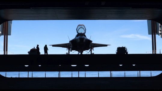 F-35B on HMS Queen Elizabeth's ramp