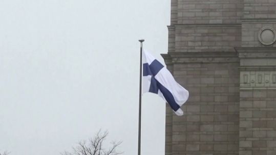 Finnish flag flying DATE UNKNOWN CREDIT Reuters