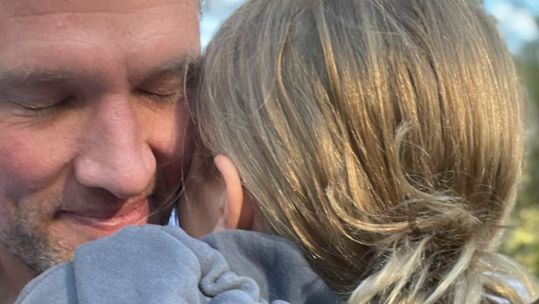 Gurkha veteran Ash Alexander-Cooper is reunited with his daughter in Sydney