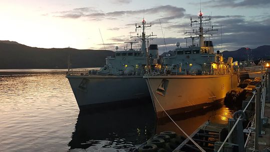 HMS Hurworth and Cattistock in Faslane