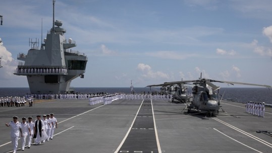 HMS Queen Elizabeth arrives in the US