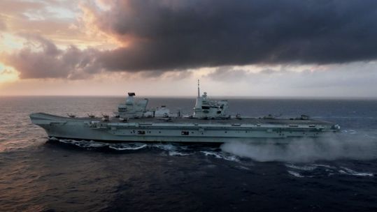 HMS Queen Elizabeth on CSG21
