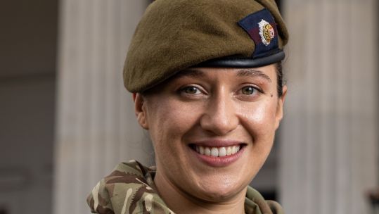 Hannah Bird becomes first woman to commission into Guards Division (Picture: British Army).