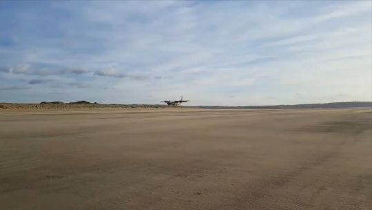 Hercules beach landing