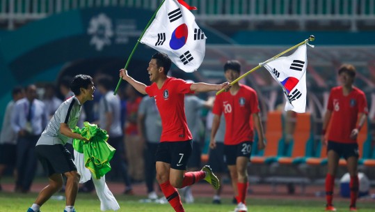 Heung Min Son celebrates winning Asian Games 2018