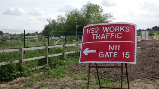 High speed 2 ww2 bomb found 24052023 Credit bfbs .png 