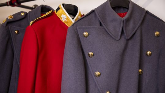 Household Division say goodbye to scarlet tunics as we revert to Greenwich Mean Time 281023 CREDIT ARMY 