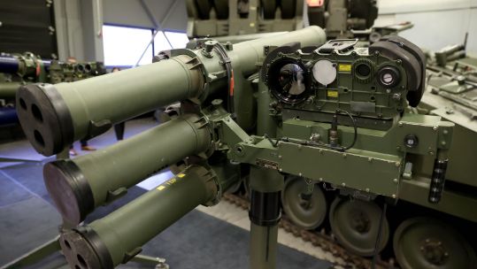 Mark 3 shoulder launch LML lightweight multiple launcher missile system