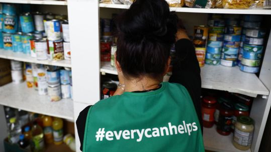 Image ID PY0393 Foodbank Cost Of Living Crisis Gower Peninsula Swansea Wales 25 October 2018 CREDIT Gareth LLewelyn Alamy Stock Photo