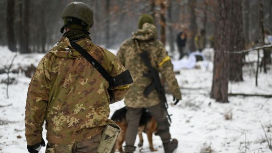 Image ID 2HTKXMH Ukrainian armed forces, Kyiv defend avenues into the capital city preparing for city combat. 01032022 CREDIT JUSTIN YAU, SIPA USA,ALAMY STOCK PHOTO.jpg 