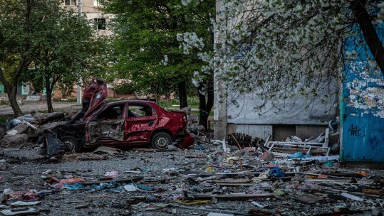 Image ID 2J78352 A car destroyed by Russian artillery strikes is seen in Saltivka, northeast Kharkiv 28042022 CREDIT ZUMA Press, Inc,Alamy Stock Photo.jpg