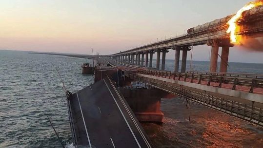 Moscow announced that a truck exploded damaging Crimea bridge 